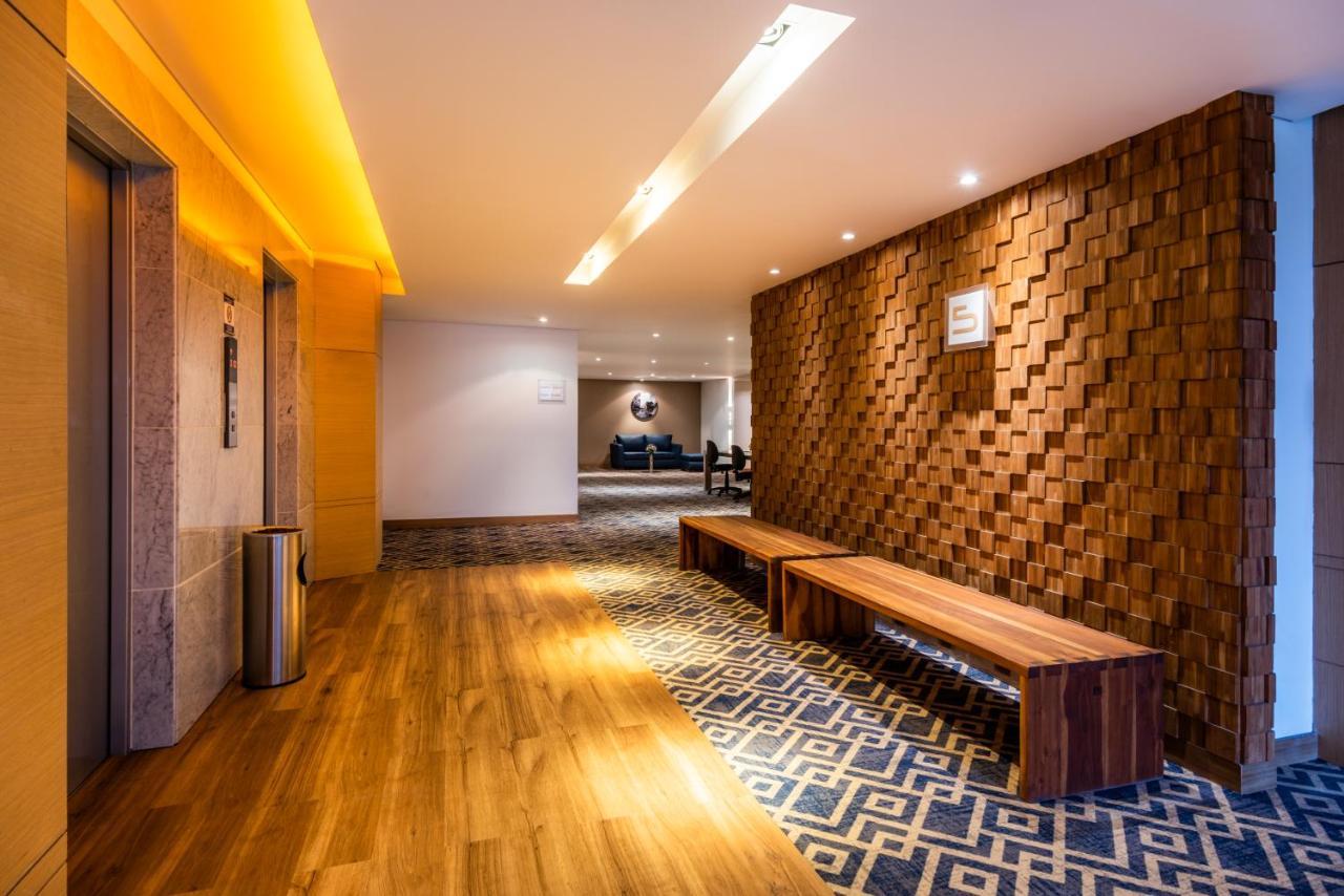 Sonesta Hotel Bogota Exterior photo The interior of the hotel